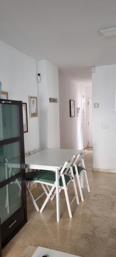 Apto. Gran Terraza Playa A 200Mts. Ideal Familias Benalmádena Eksteriør bilde